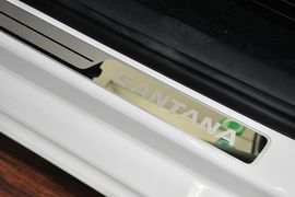 2013款全新桑塔纳1.6L手动豪华版