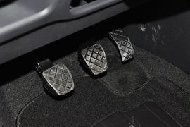 2013款全新桑塔纳1.6L手动豪华版