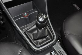 2013款全新桑塔纳1.6L手动豪华版