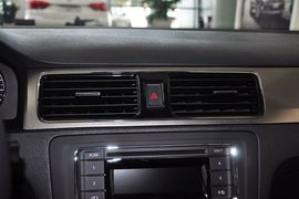 2013款全新桑塔纳1.6L手动豪华版