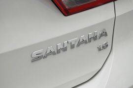 2013款全新桑塔纳1.6L手动豪华版