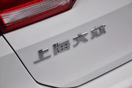 2013款全新桑塔纳1.6L手动豪华版