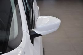 2013款全新桑塔纳1.6L手动豪华版
