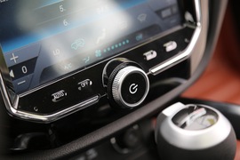 2017款众泰SR7