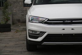 2017款众泰SR7