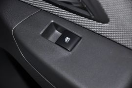 2013款雪佛兰科鲁兹1.8L