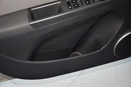 2013款雪佛兰科鲁兹1.8L