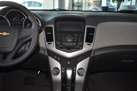 2013款雪佛兰科鲁兹1.8L