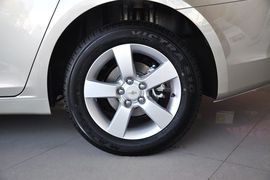 2013款雪佛兰科鲁兹1.8L