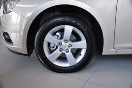2013款雪佛兰科鲁兹1.8L