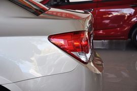 2013款雪佛兰科鲁兹1.8L