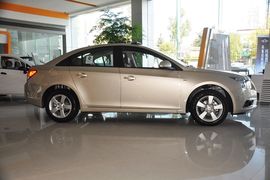 2013款雪佛兰科鲁兹1.8L