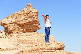 胡杨林/月牙泉/雅丹地质公园　景逸X5西部行