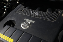 2012款进口日产贵士3.5L