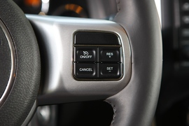 2014款Jeep指南者试驾