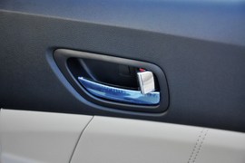 2014款长安逸动1.6L手动豪华型