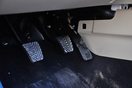 2014款长安逸动1.6L手动豪华型