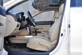 2014款长安逸动1.6L手动豪华型