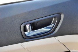 2014款长安逸动1.6L手动豪华型