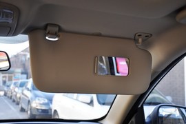 2014款长安逸动1.6L手动豪华型