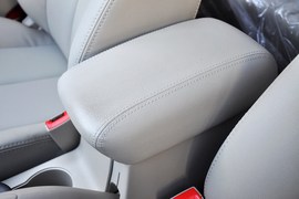 2014款长安逸动1.6L手动豪华型