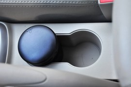 2014款长安逸动1.6L手动豪华型