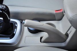 2014款长安逸动1.6L手动豪华型