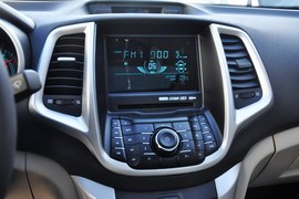 2014款长安逸动1.6L手动豪华型