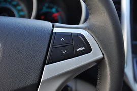 2014款长安逸动1.6L手动豪华型