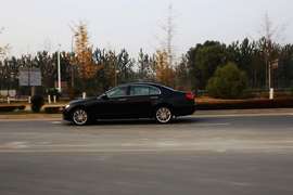 2013款红旗H7