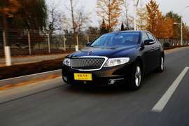 2013款红旗H7