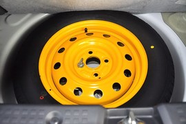 2013款长安铃木雨燕1.5L运动型MT