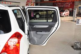 2013款长安铃木雨燕1.5L运动型MT