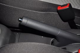 2013款长安铃木雨燕1.5L运动型MT