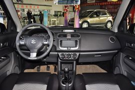 2013款长安铃木雨燕1.5L运动型MT