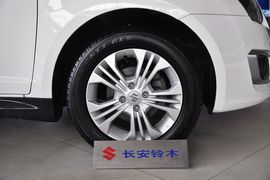 2013款长安铃木雨燕1.5L运动型MT