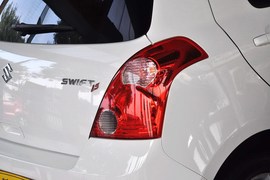 2013款长安铃木雨燕1.5L运动型MT