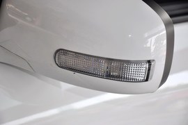 2013款长安铃木雨燕1.5L运动型MT