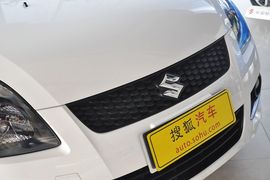2013款长安铃木雨燕1.5L运动型MT