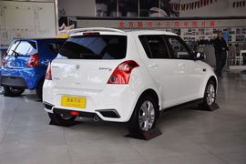 2013款长安铃木雨燕1.5L运动型MT