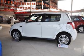2013款长安铃木雨燕1.5L运动型MT