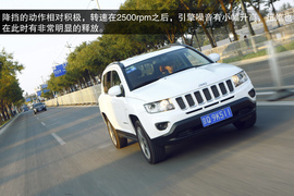 2014款Jeep指南者试驾