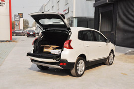 2013款标致3008