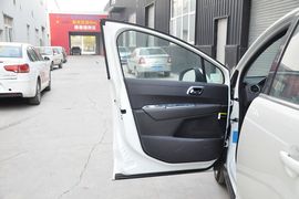 2013款标致3008