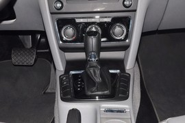 2014款斯柯达速派1.8TSI手自一体名仕版到店实拍