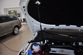 2012款大众迈腾四驱旅行车2.0TSI豪华型