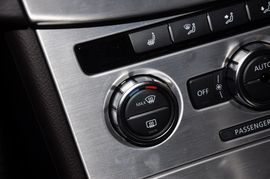 2012款大众迈腾四驱旅行车2.0TSI豪华型