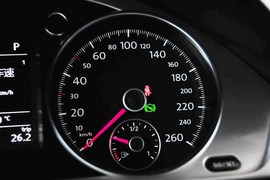 2012款大众迈腾四驱旅行车2.0TSI豪华型