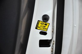2013款铃木奥拓1.0L手动实用型