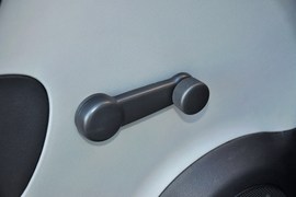 2013款铃木奥拓1.0L手动实用型